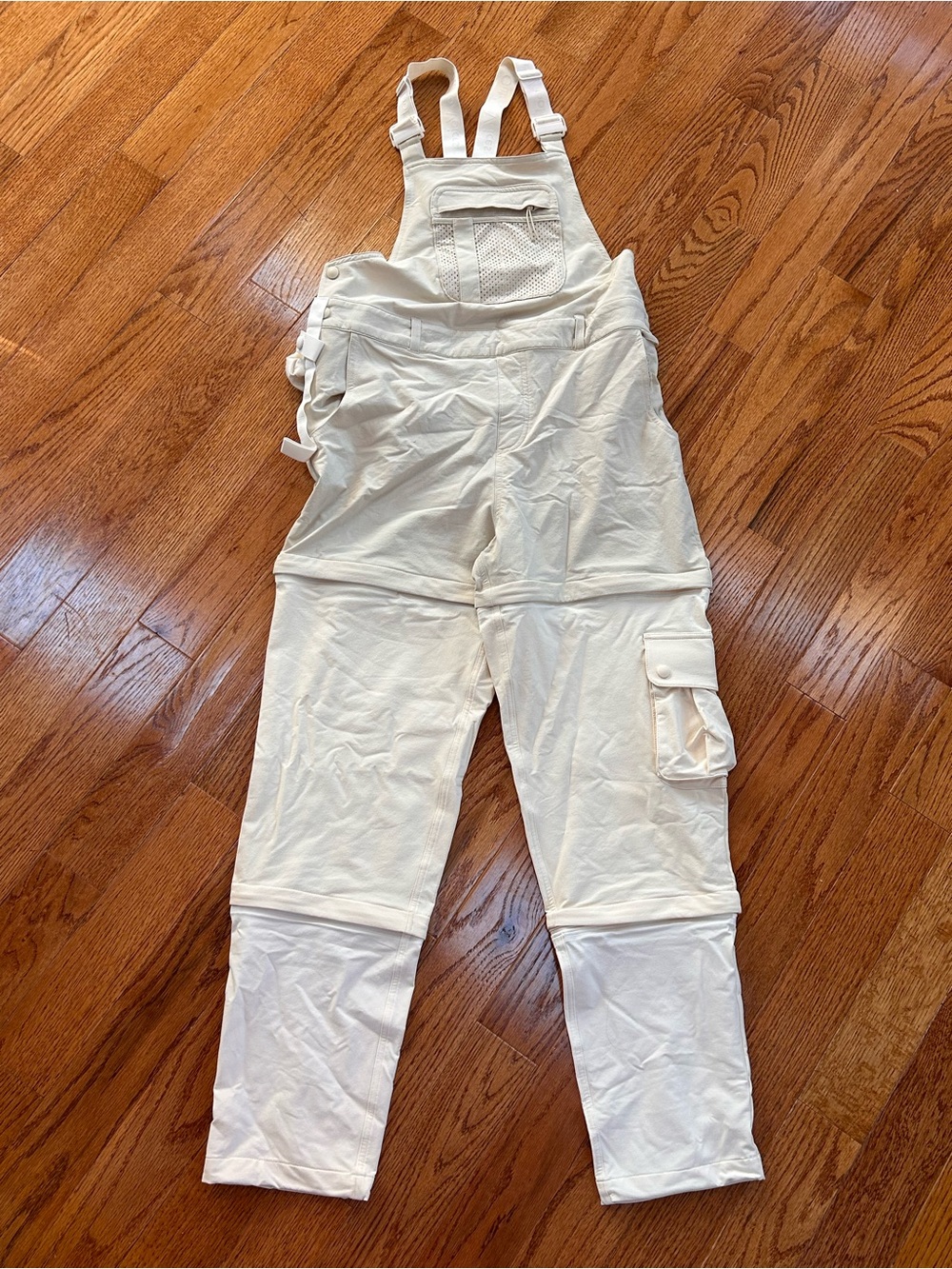 NWOT Outdoor Voices RecTrek Overalls Tan White Hiking Overalls Womens medium